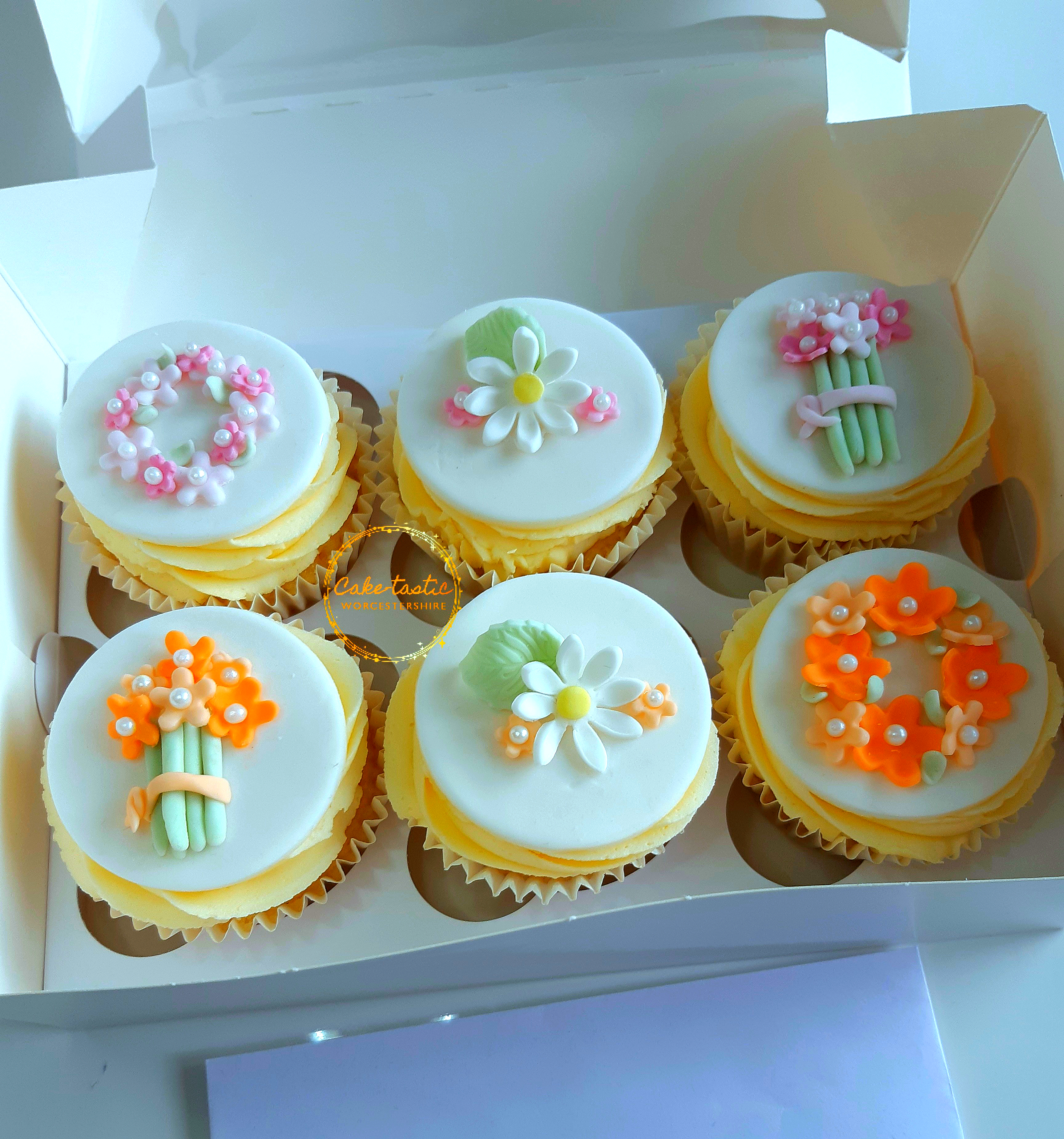 Flower Cupcakes - Birthday Cupcakes