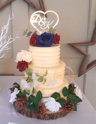 Rustic Wedding Cake | Wedding Cake | Worcestershire Weddings | Cotswold Wedding Cakes | Cotswold Wedding Cake Maker | Worcestershire Wedding Cake Maker | Wedding Cakes | Worcestershire Wedding | Cotwold Wedding | Buttercream Wedding Cake | Modern Wedding Cake | P