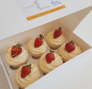 Cupcake Treat Box | Birthday Cupcakes | Cupcakes | Birthday Treat